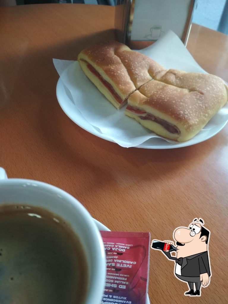 A freshly prepared sandwich served at Cafe David